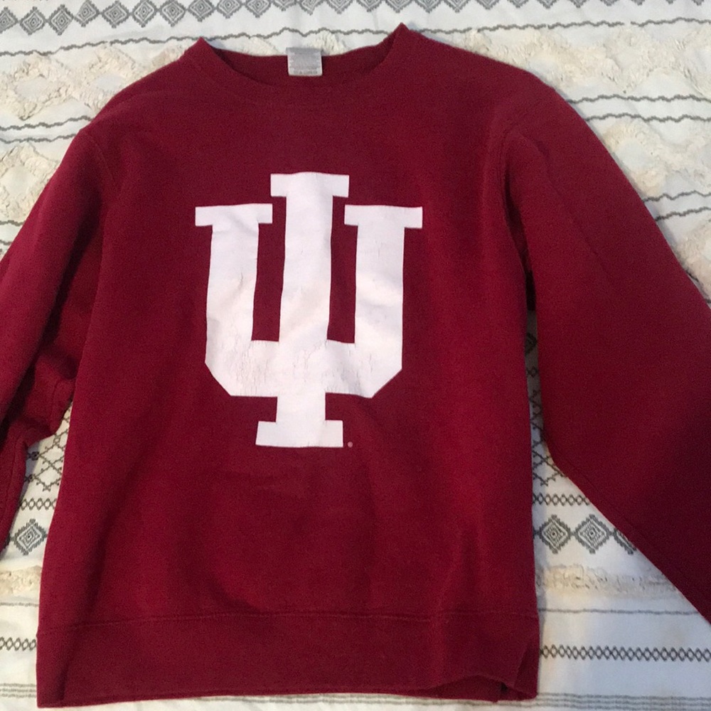 red jerzees sweater